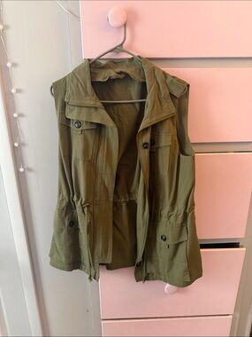 Olive Utility Vest Jacket - Women